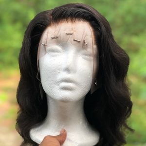 Sold‼️16in lace frontal Wig